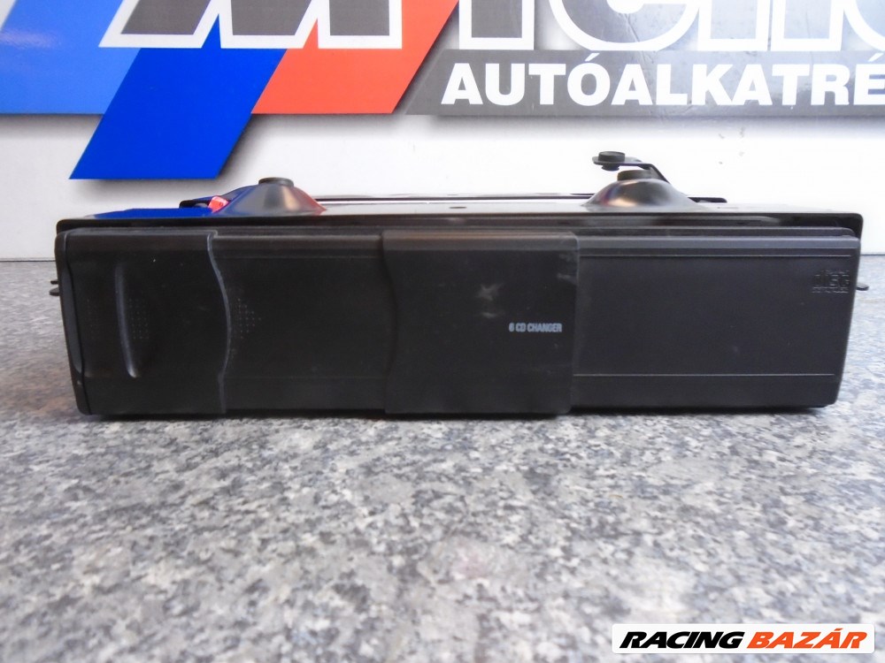 [GYÁRI BONTOTT] BMW - CD TÁR / 1-ES / 3-AS / E81 ;E87+LCI ; E90 ; E91 ; E92  4. kép